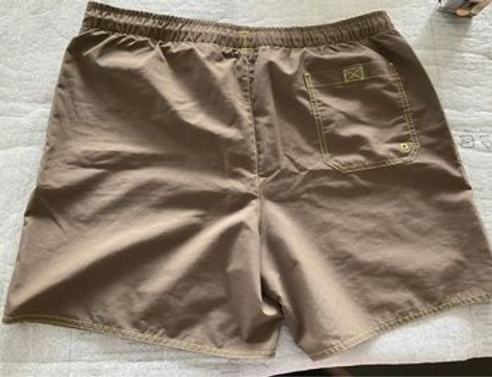 Short Kaki Décathlon - photo numéro 4