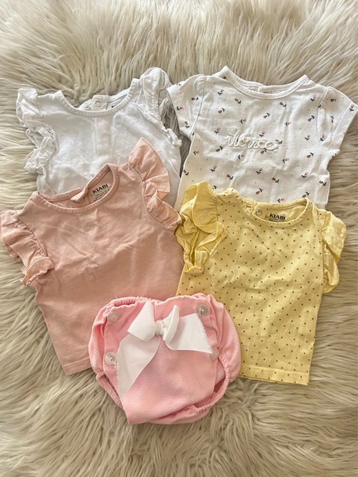 Fille 👧🏻 Lot 1 mois été - 4 tshirts + 1 short bloomer