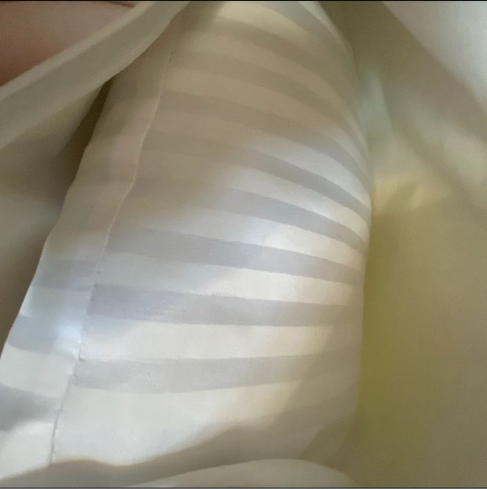 Coussin pailleté - photo numéro 4