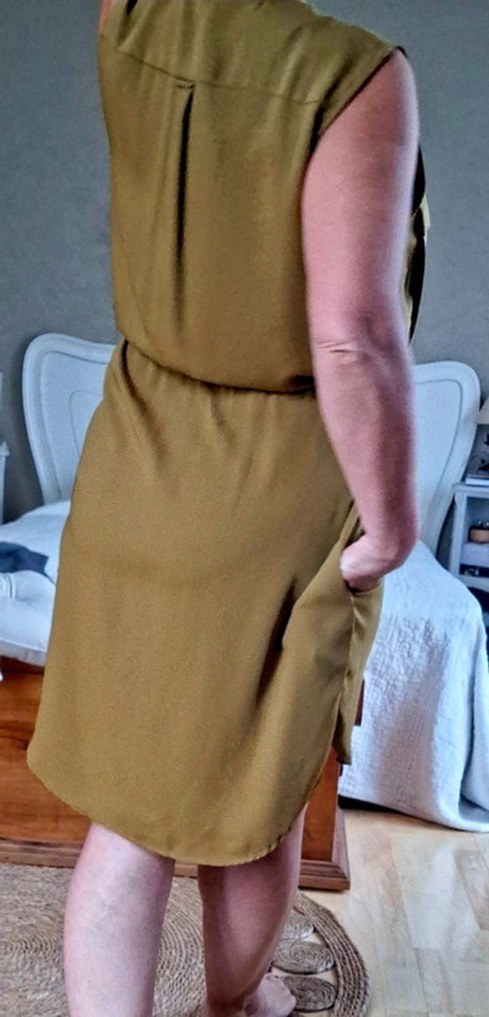 Robe H&M vert olive taille XL - photo numéro 7