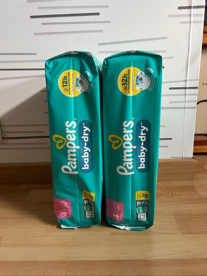 Couche Pampers Baby-dry taille 4 9-14kg 43 couches Neuf - photo numéro 2