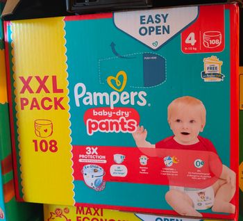 Lot de 108 couches culottes Pampers Baby dry t4