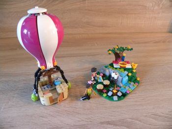 LEGO Friends - la montgolfière d'heartlake city 41097