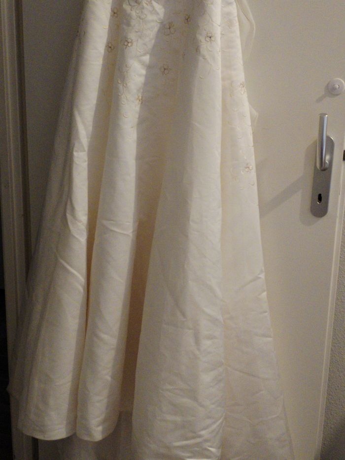 Robe de mariée - photo numéro 4