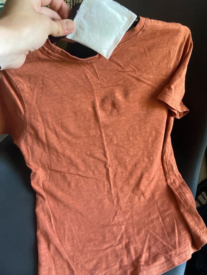 TEE shirt 9 ans - photo numéro 4