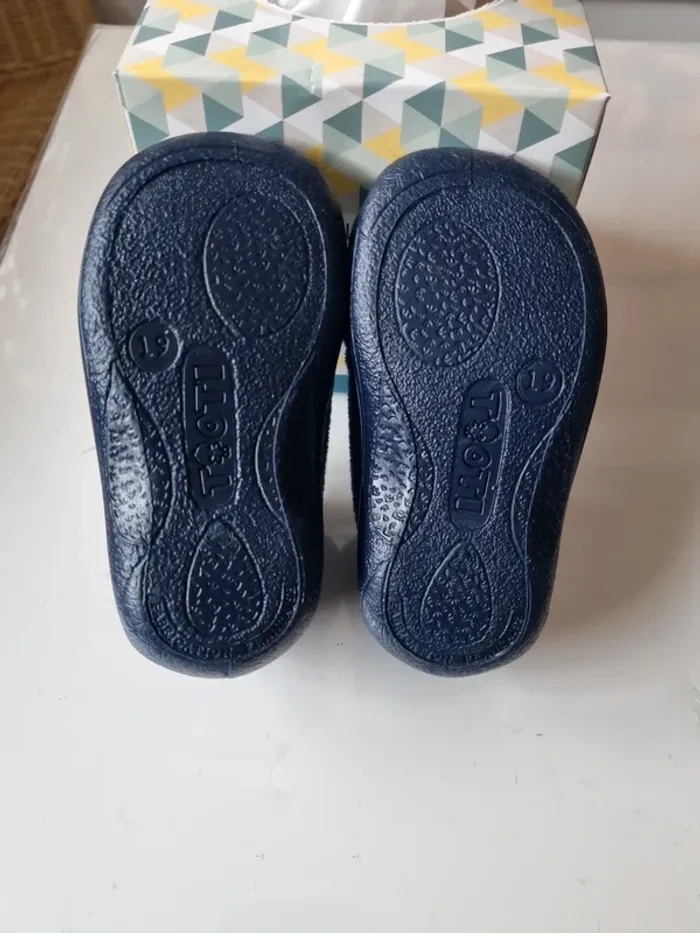 Chaussons dinosaure - photo numéro 4