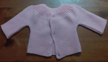 Brassière en laine t. naissance
