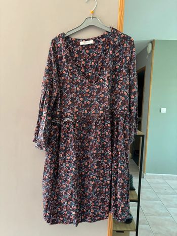 Robe à manches longues ample à fleurs