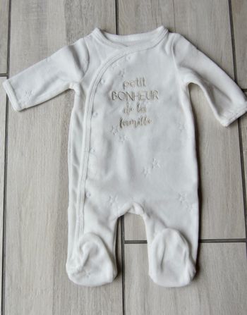 Grenouillere unisexe naissance "petit bonheur de la famille".