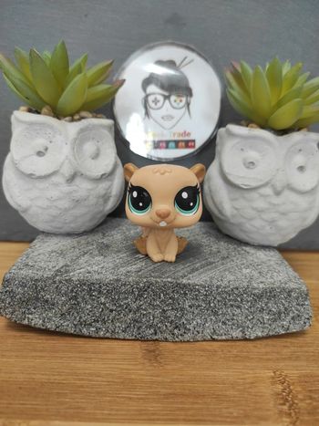 Littlest Petshop LPS Castor Beaver 1-135 Bonnie Bon Beaver #geektradelpscastor