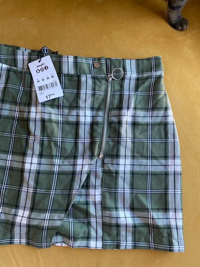 Jupe à carreaux taille M neuf - photo numéro 4