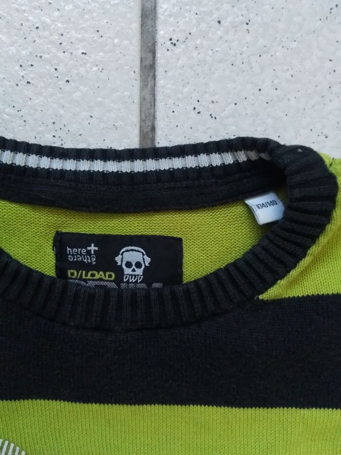 Pull en coton. Col rond. 9/10ans - photo numéro 3