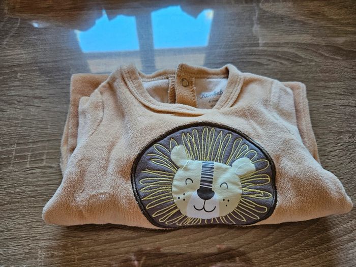 Pyjama velour 6 mois neuf - photo numéro 4