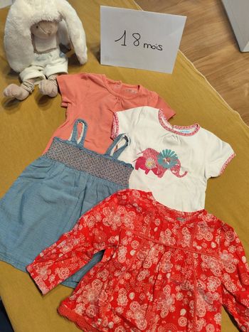 Lot de 4 hauts 18 mois