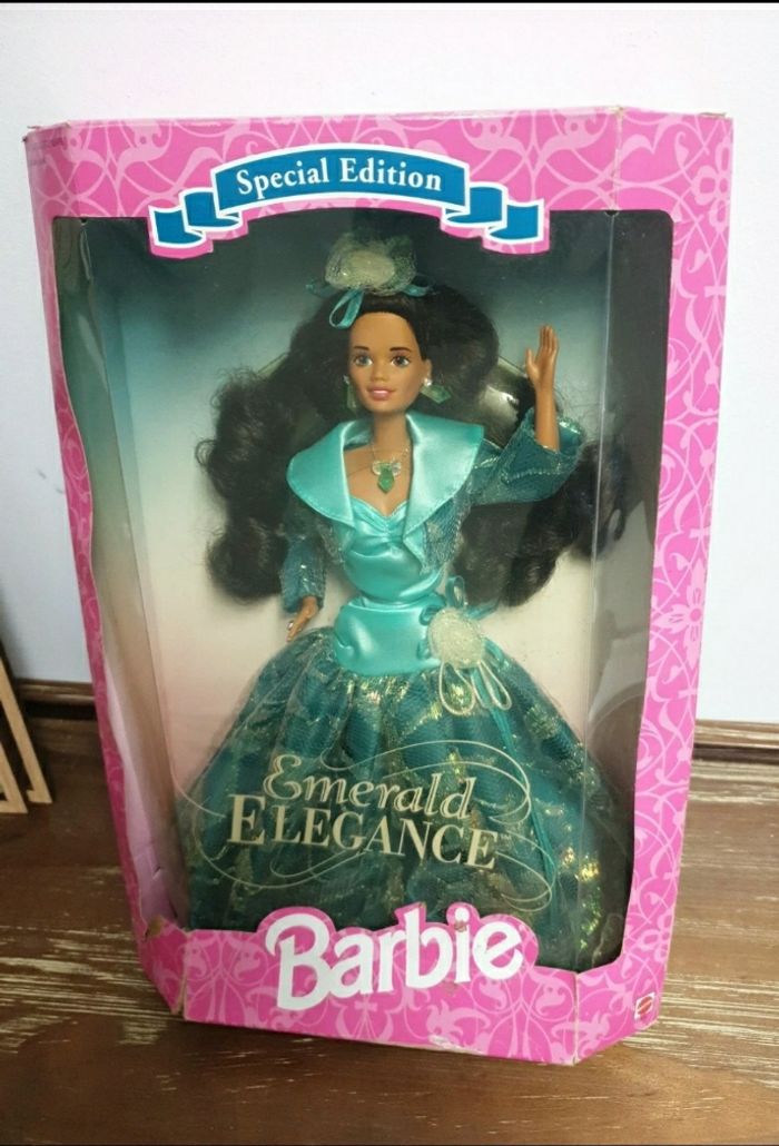 Barbie aa emerald elegance - photo numéro 4