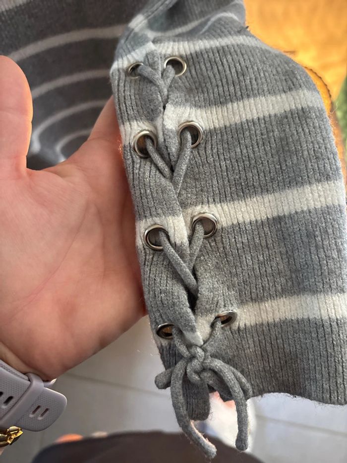 Pull lacet - photo numéro 4