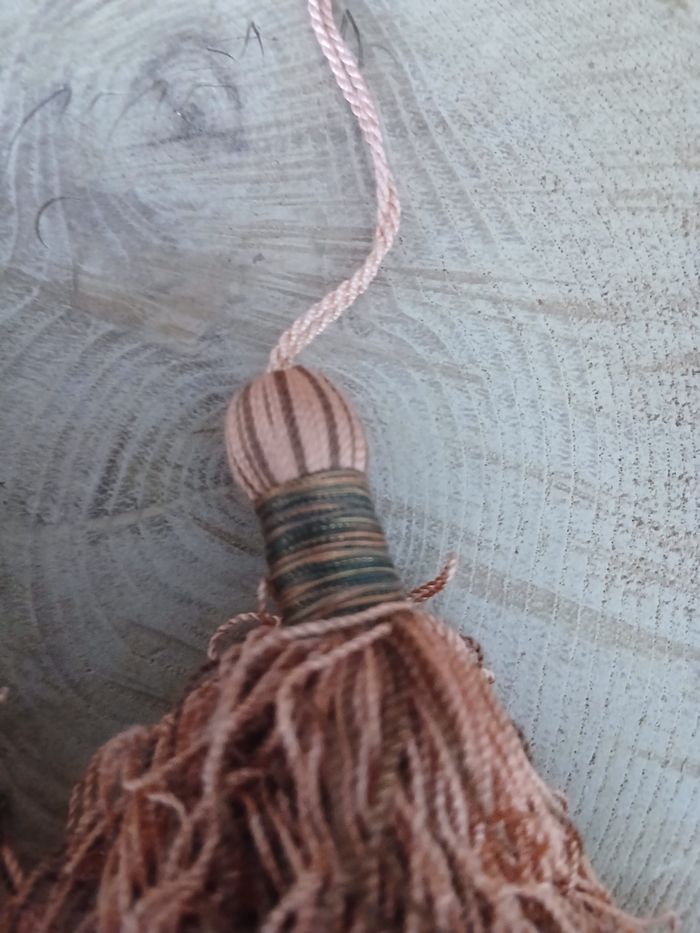 Lot de deux pompons orange et doré - photo numéro 4