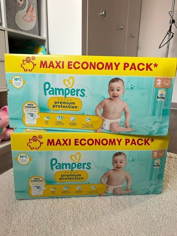 Couches Pampers 