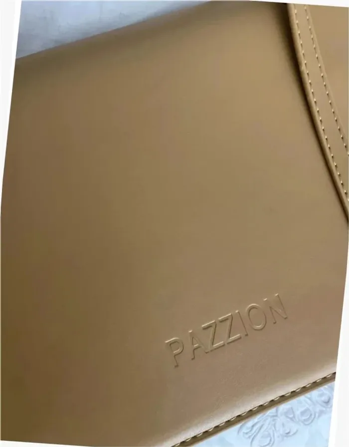 Sac à main beige Pazzion - photo numéro 2