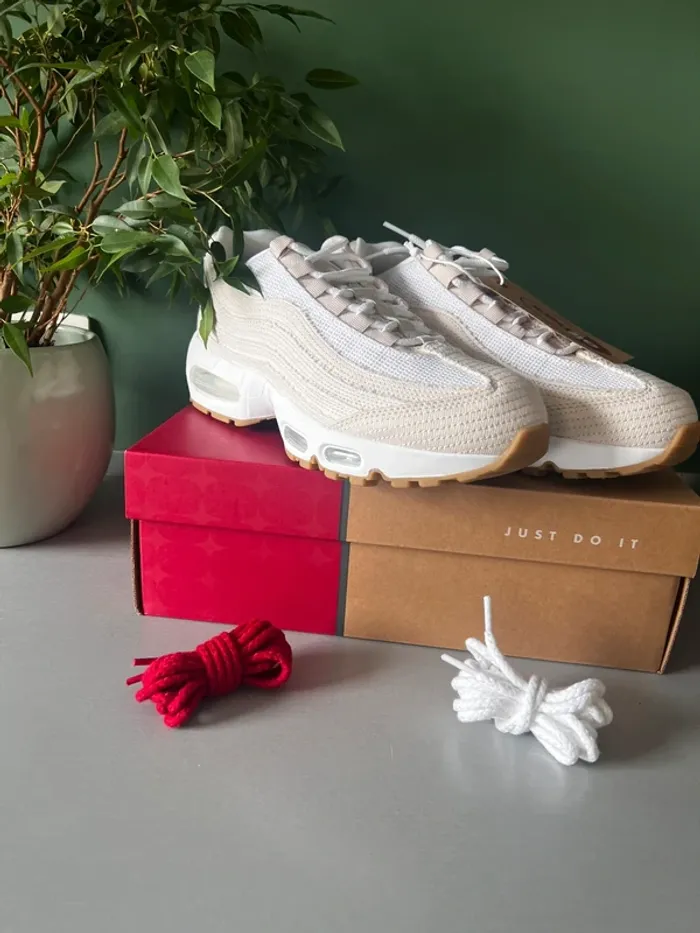 Nike Air Max 95 x Levi’s beige - photo numéro 6