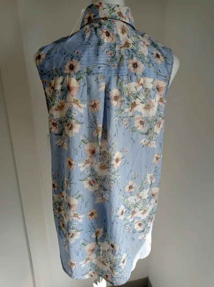 Haut débardeur bleu imprimé fantaisie rayures et fleurs neuf avec étiquette T.L H&M - photo numéro 3
