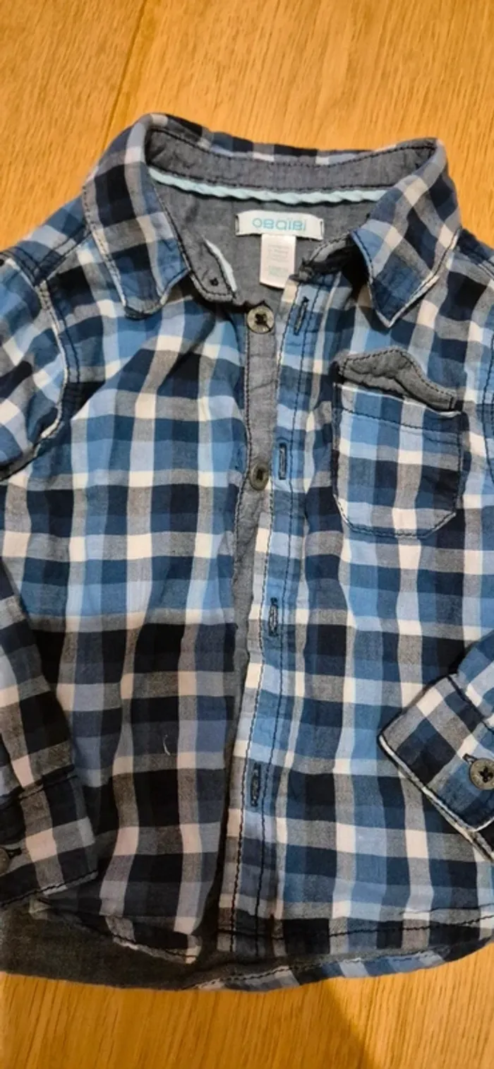 Lot de vêtements en 18 mois - photo numéro 3