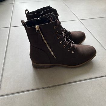 Bottines marron style daim pointure 39