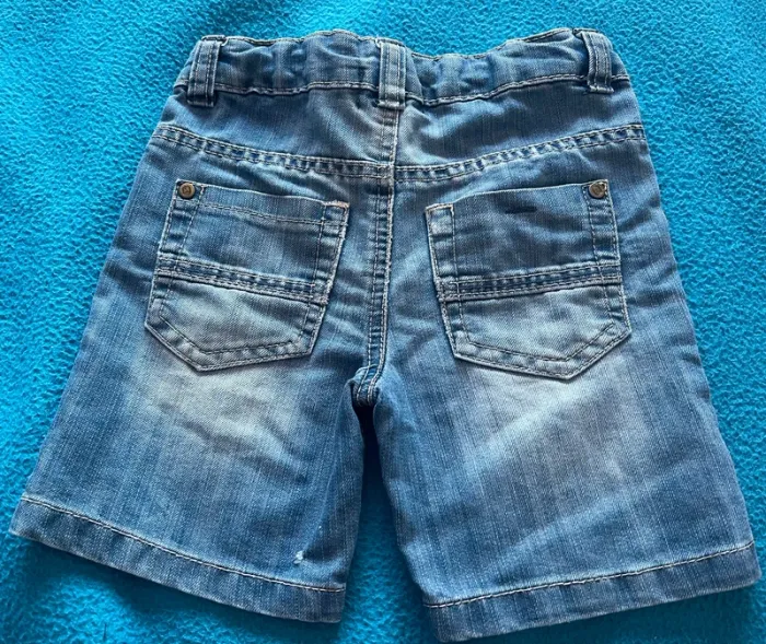 Bermuda en jean + bermuda short offert - photo numéro 10