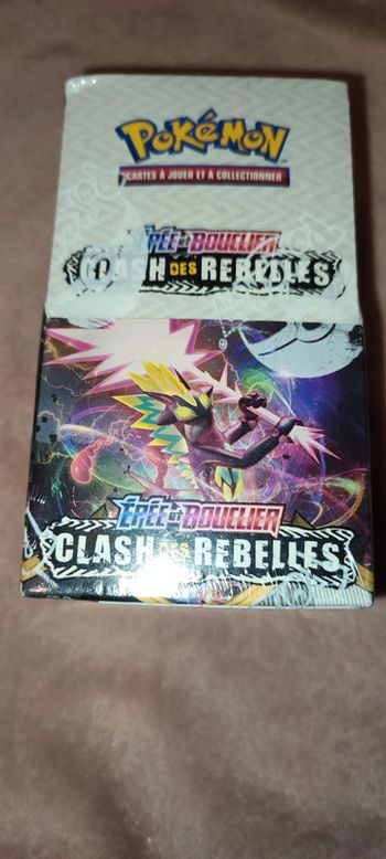 display clash des rebelles épée et bouclier pokemon
