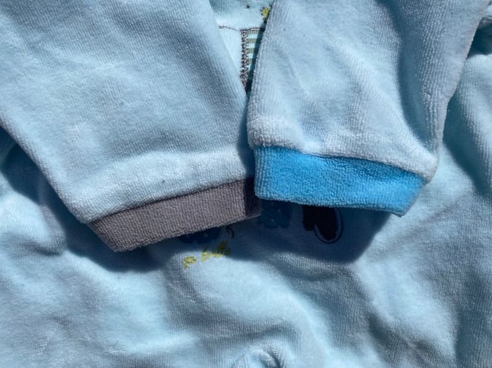 Pyjama à pieds - photo numéro 5