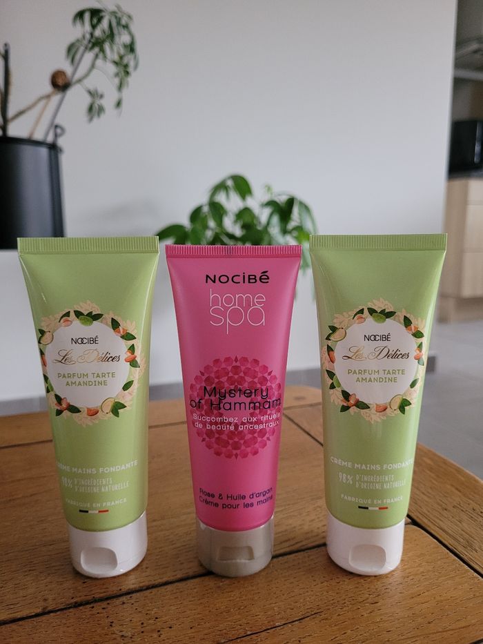 3 crèmes pour les mains Nocibé