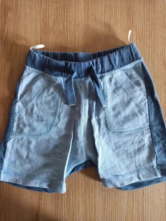 Lot 3 shorts 18 mois - photo numéro 3