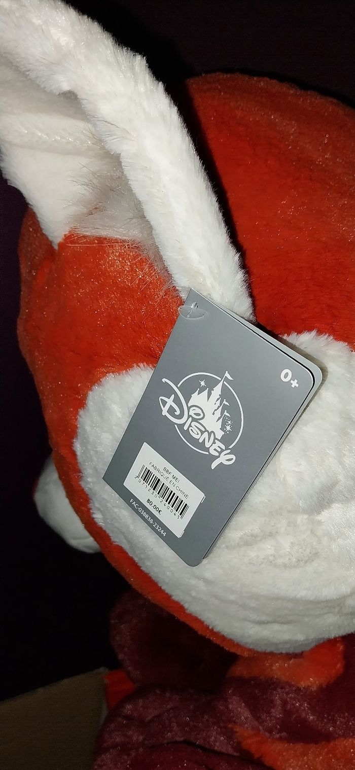 Panda roux big big feet Disney - photo numéro 3