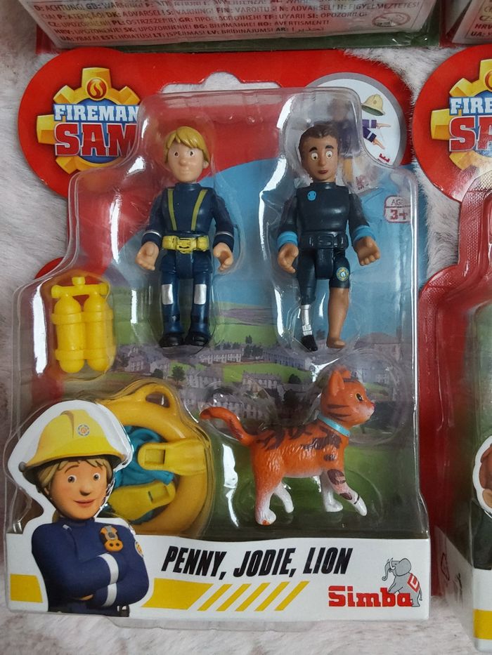 Lot de 4 paquets de figurines Sam le Pompier - photo numéro 5