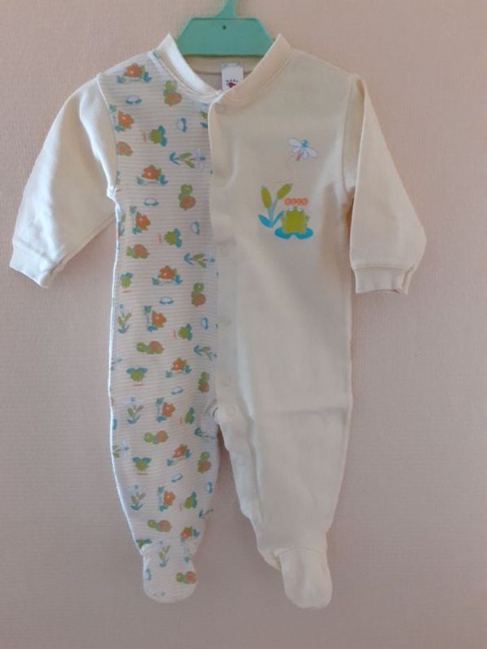 Pyjama taille 6 mois-mixte