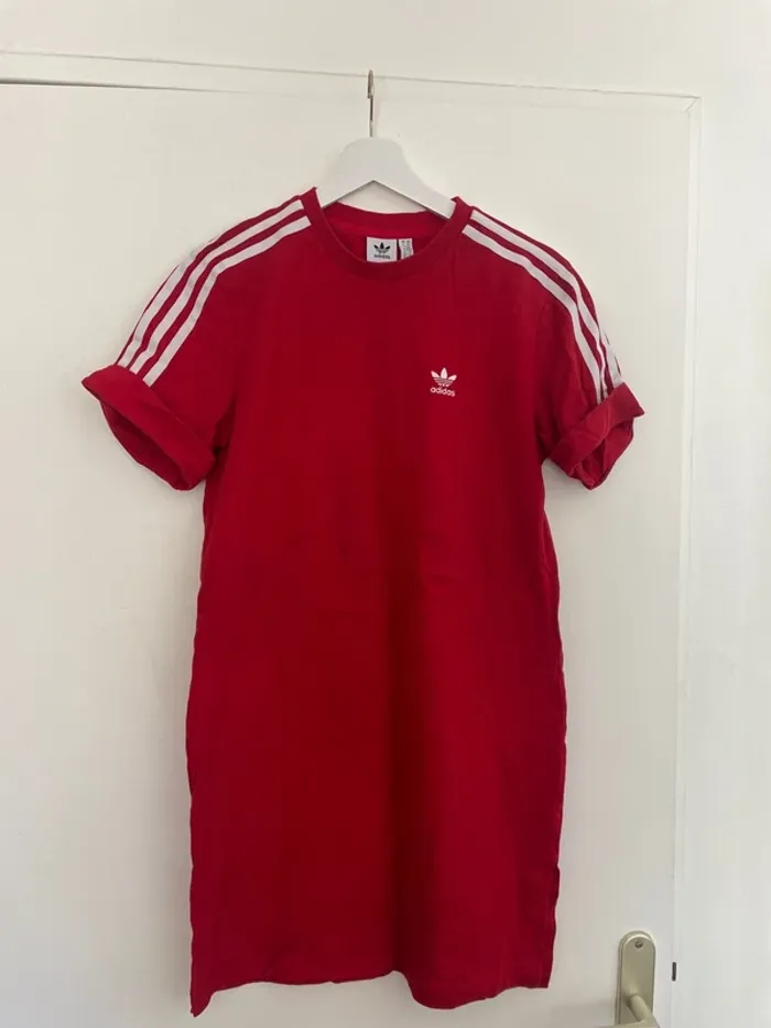 Robe t-shirt adidas 34