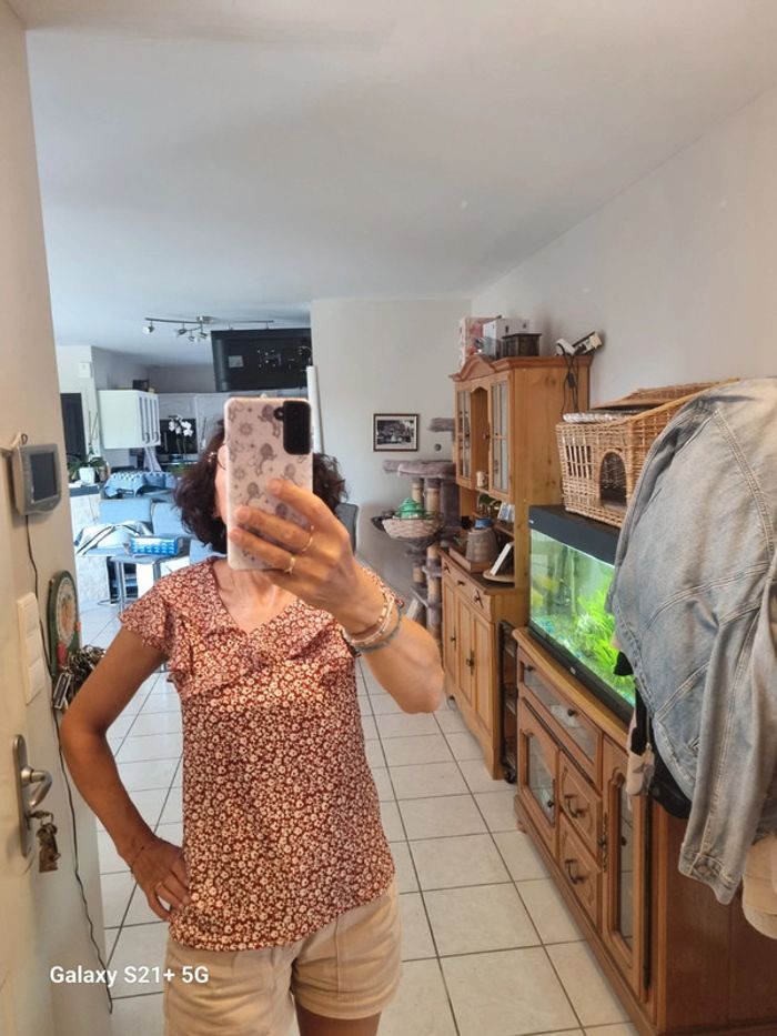 Haut imprimé à manches volantées taille S - photo numéro 4