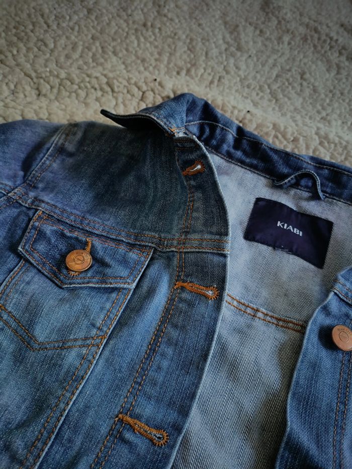 Veste en jean courte KIABI – boutons cuivrés – style classique - photo numéro 3