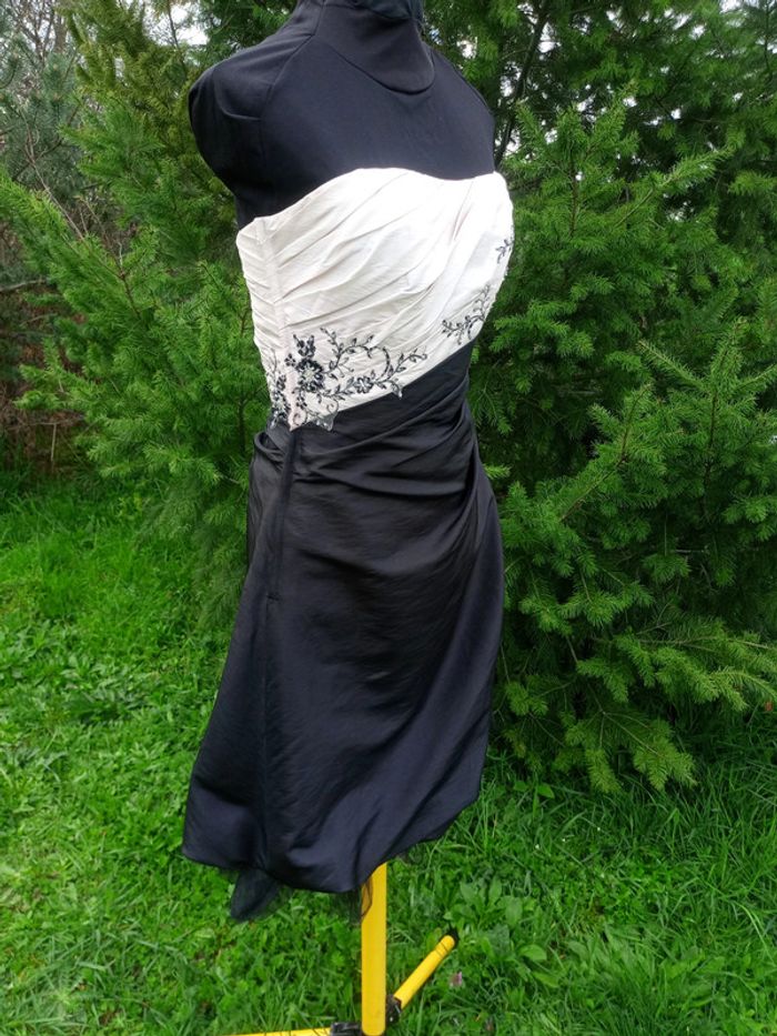 robe chic taille 38/40 - photo numéro 6