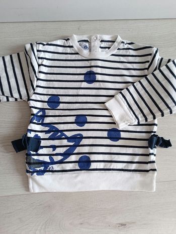 Tee shirt Petit Bateau 24 mois
