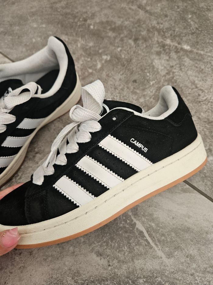 Basket adidas campus 39 1/3 - photo numéro 2