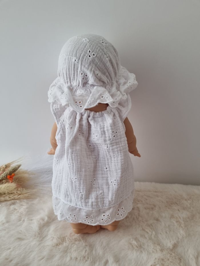 Robe et chapeau poupée - photo numéro 3