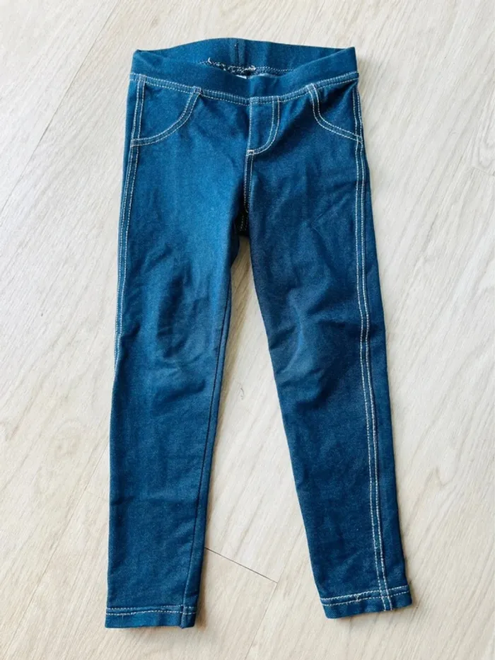 Jean slim 98/104 taille 3 ans