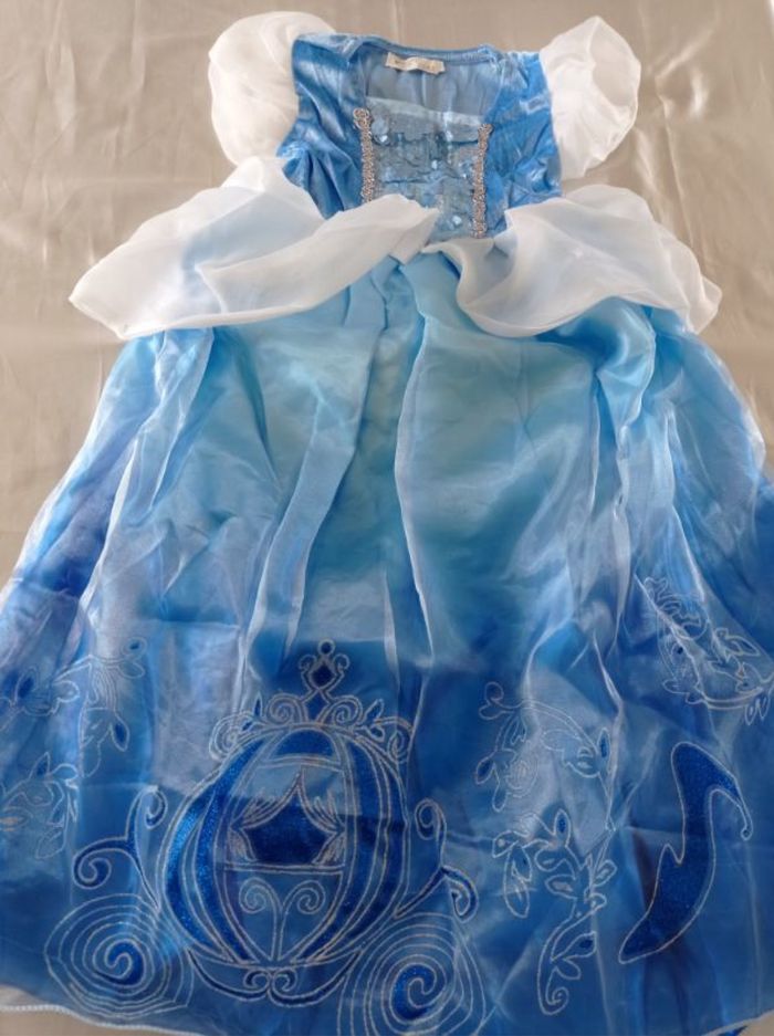 Déguisement robe princesse et accessoires 6ans - photo numéro 7