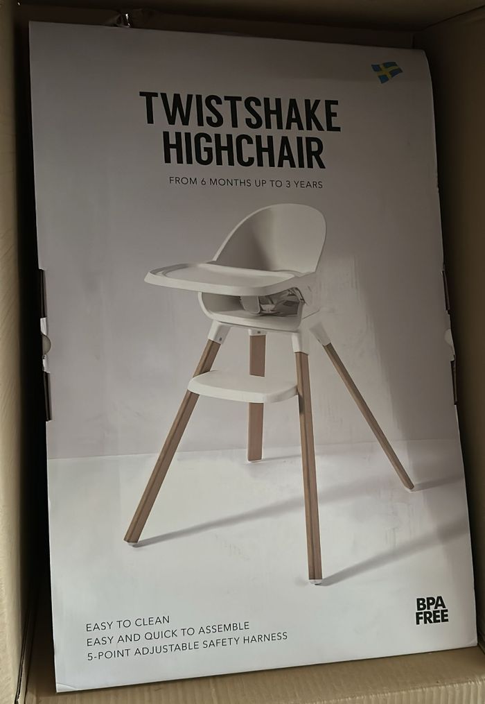 Chaise haute bébé