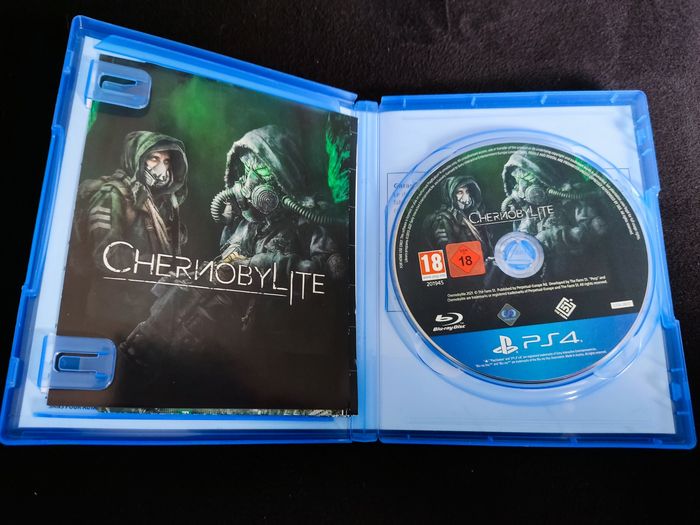Jeu PS4 Chernobylite - photo numéro 2