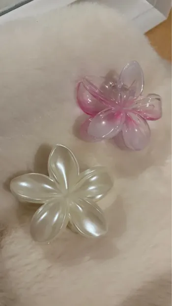 Lot 2 pinces cheveux fleurs Blanc et rose