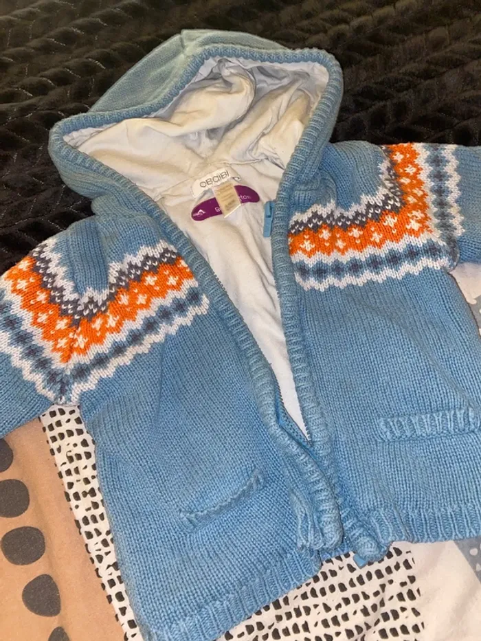 Gilet à capuche bébé 6 mois - garçon hiver. - photo numéro 2