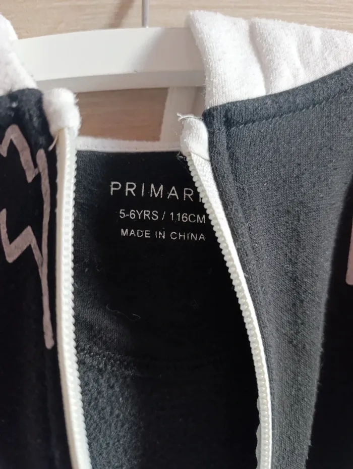 🌗Jogging Primark 5/6 ans - photo numéro 2
