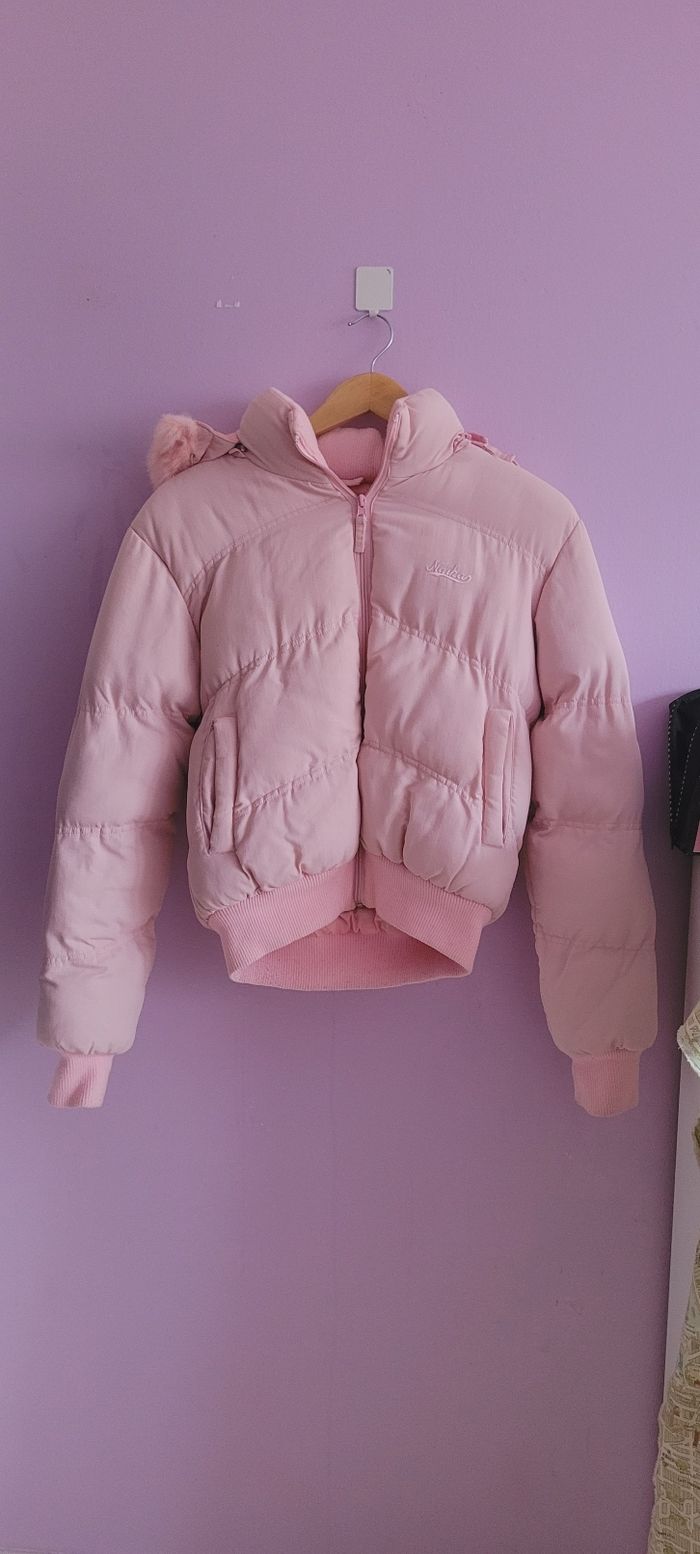 Doudoune rose clair avec capuche